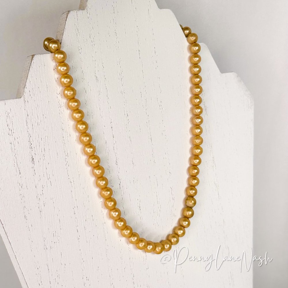 Vintage Cream Single Pearl Beaded Necklace - Picture 3 of 8